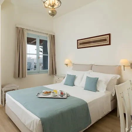Otel Perigiali 3*