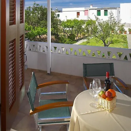 Hotel Perigiali 3*