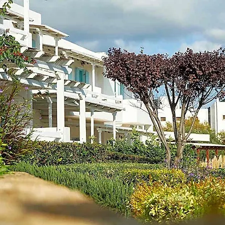 Hotel Perigiali 3*